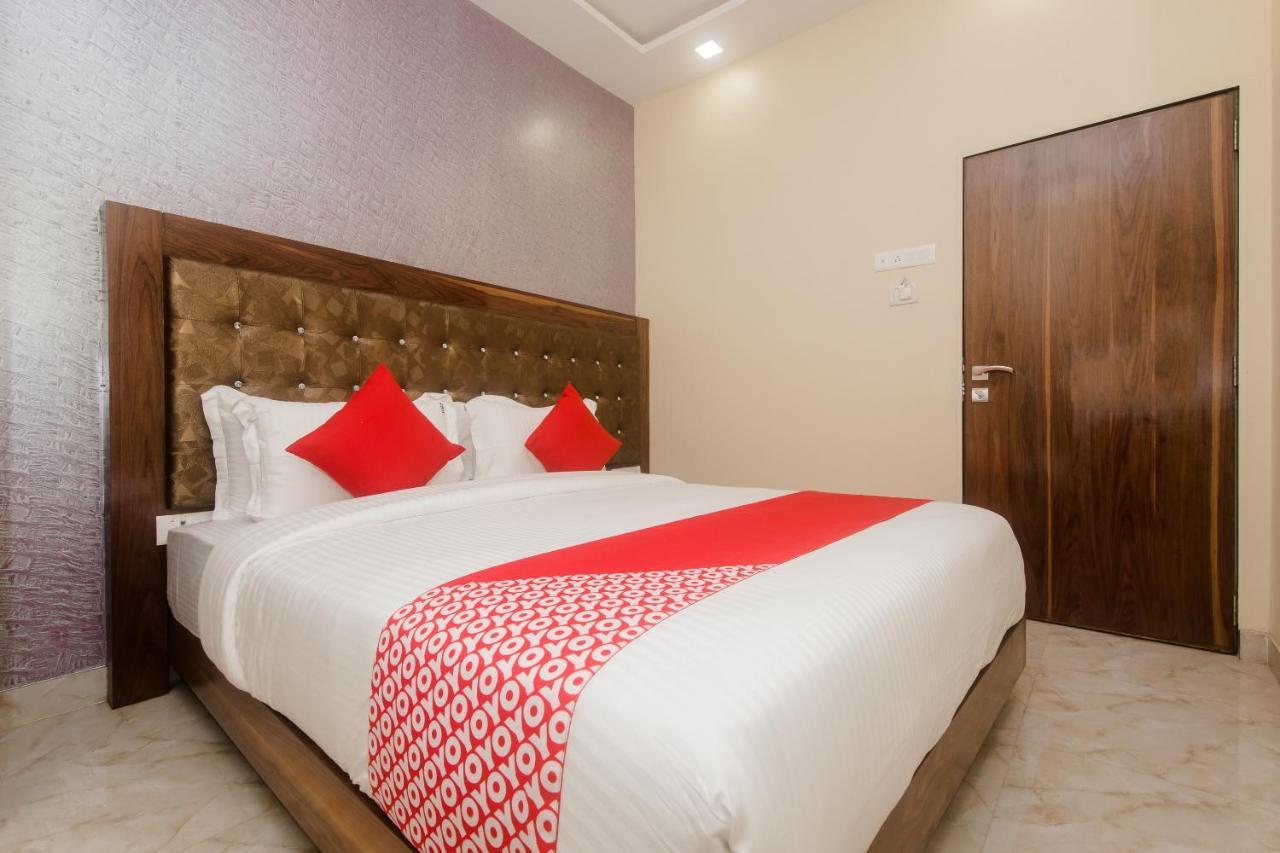 Hotel O Greenforest Near Airport Road Metro Station Mumbai Bagian luar foto
